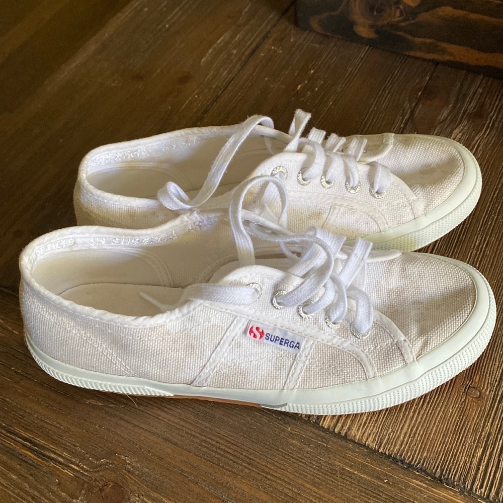 Superga Classic Sneakers
